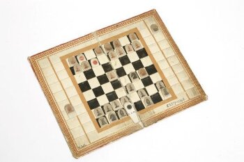 COMBINED POCKET CHESS & DRAUGHTS BOARD