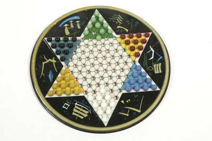 Chinese checkers top image