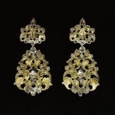 Earring thumbnail 2