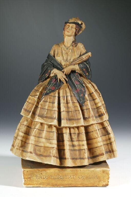 Figurine of Gwen Frangcon-Davies as Mrs Sidney Herbert in <i>The Lady with a Lamp</i