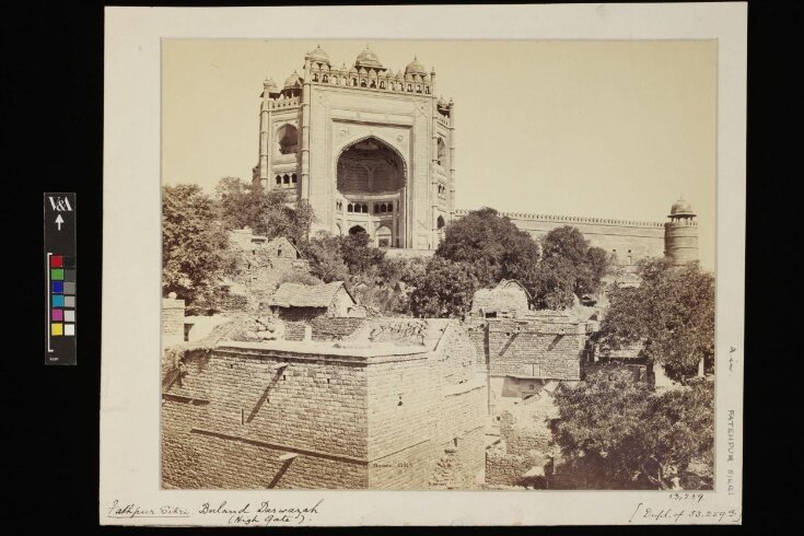 The Great Gate, from the Village, Fuuttehpore Sikri top image