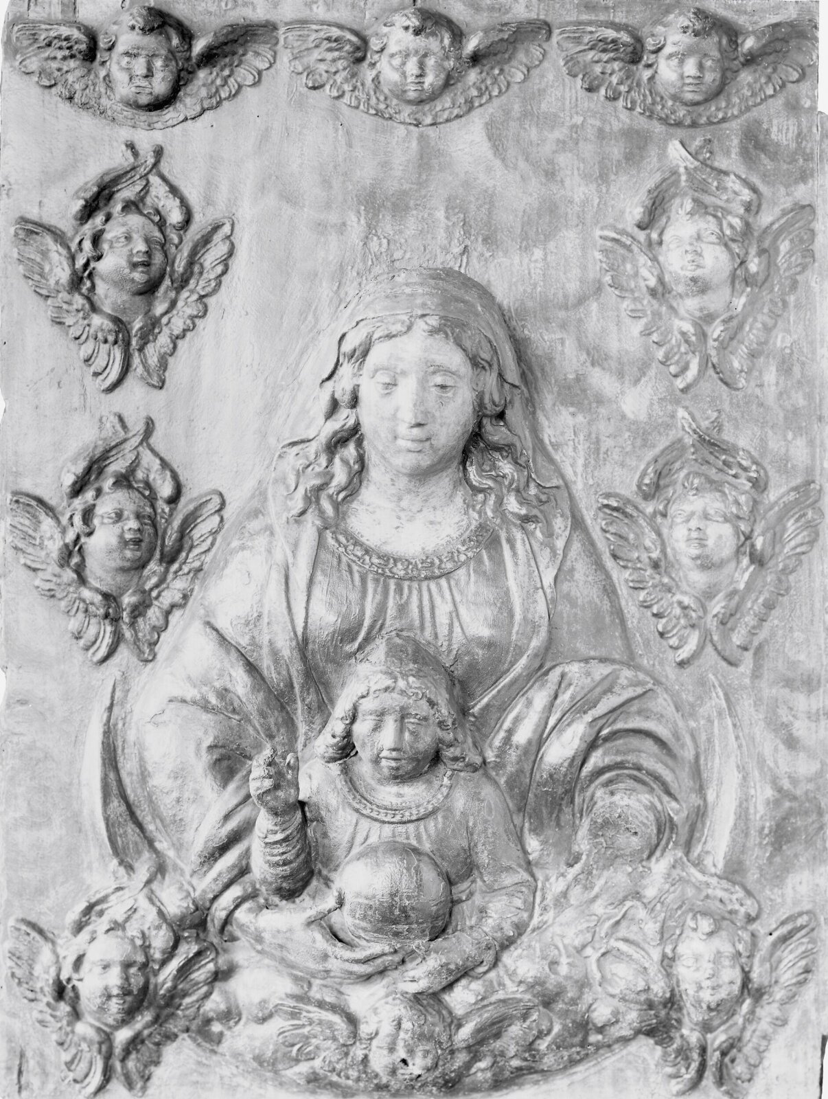 Virgin and Child with ten cherub heads, early 16th century