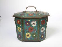 Lidded Box thumbnail 1