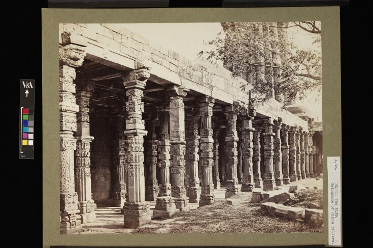 Colonnade of Hindoo Pillars at the Kutub, East side, Delhi top image