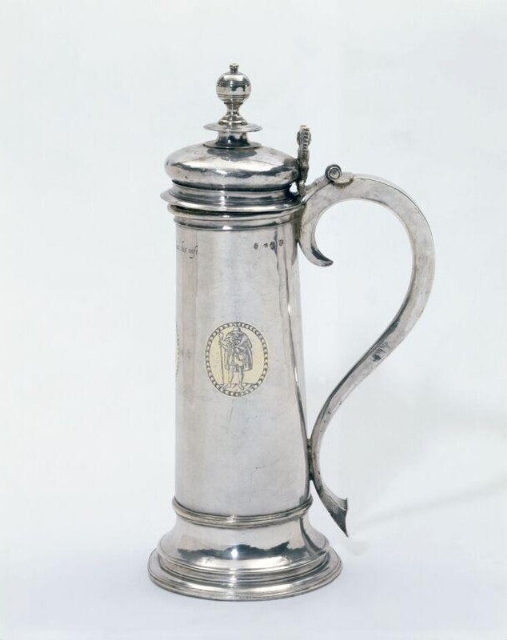 Flagon top image