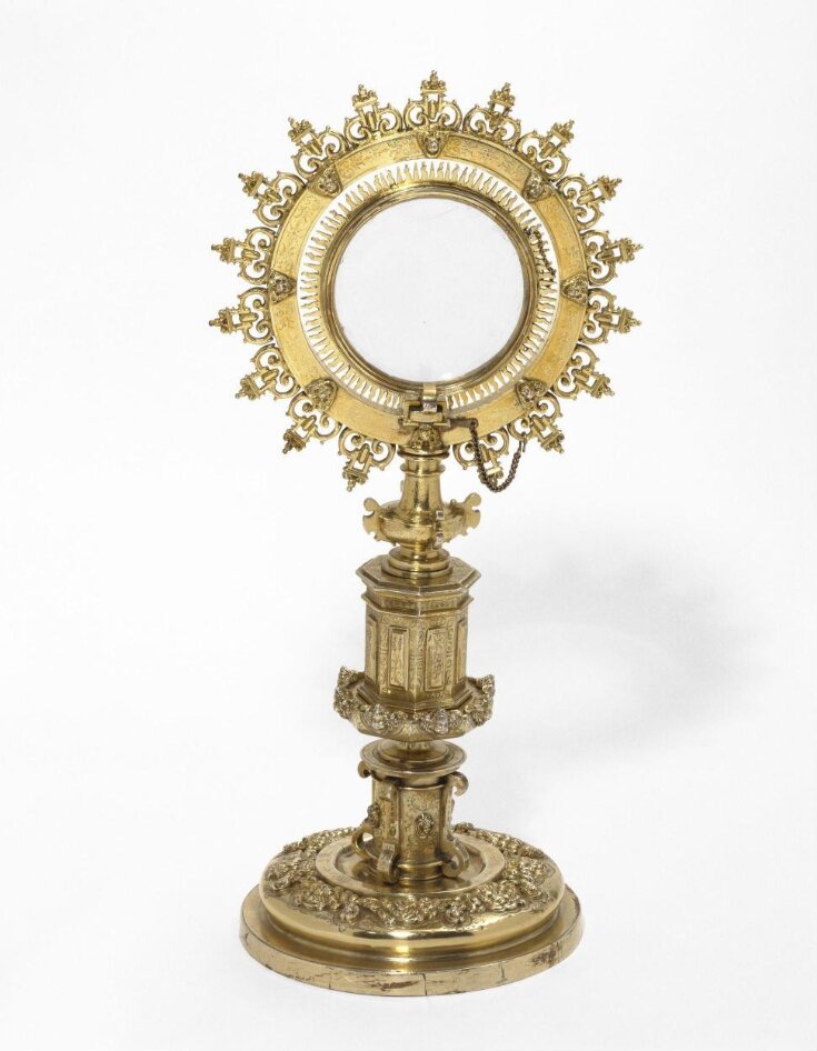 Monstrance top image