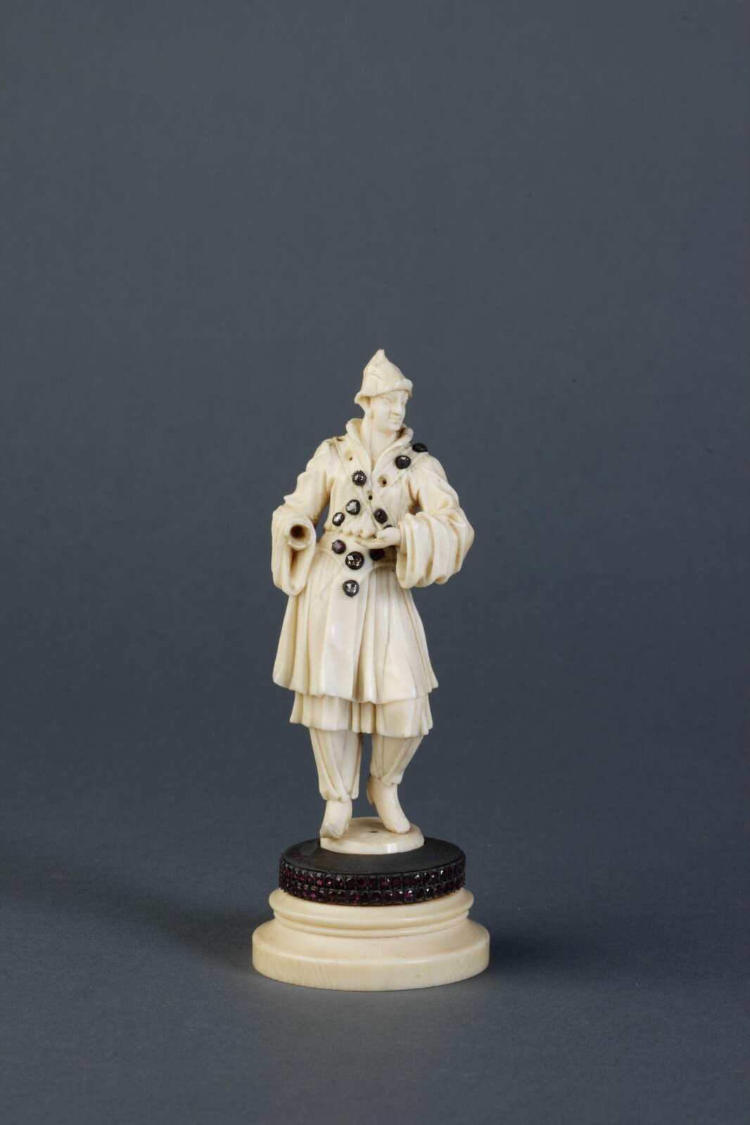 A Chinese man, ca. 1700 - ca. 1725