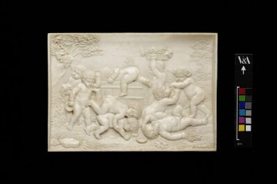 Bacchanalian infants playing with grapes, after François Du Quesnoy, ca. 1650-1670