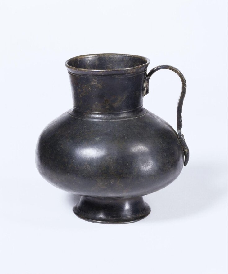 Jug top image