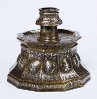 میوزیم کے کھلے ذخیرے سے «Khurasan Candlestick, c.1220–40» کی تصویر