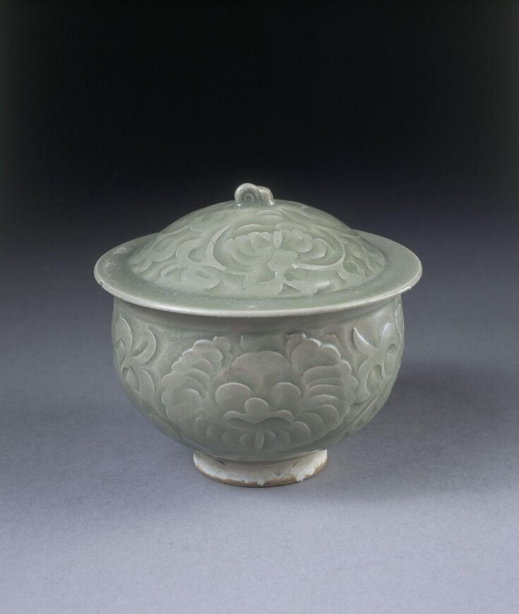 Lidded Bowl top image