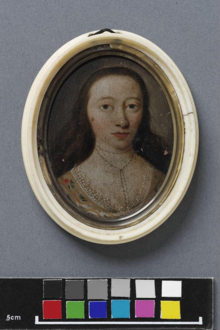 Portrait of an unknown woman top image