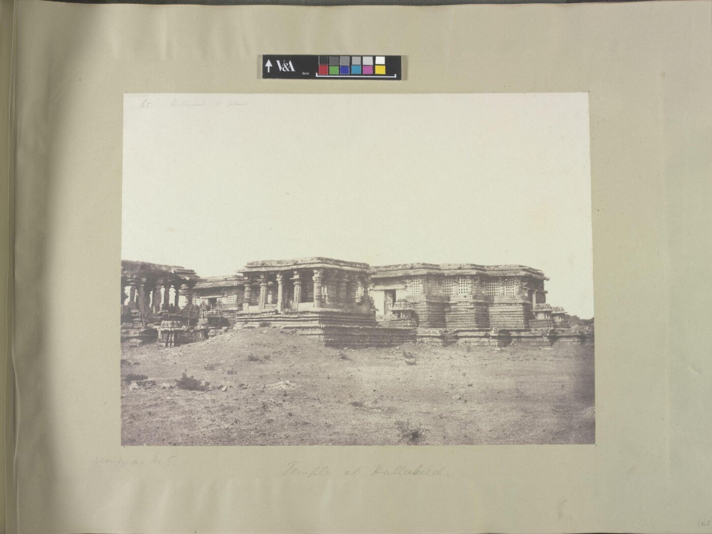Unknown, Temple at Hullabeed