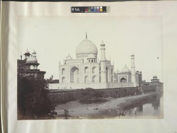 Agra - The Taj from the river