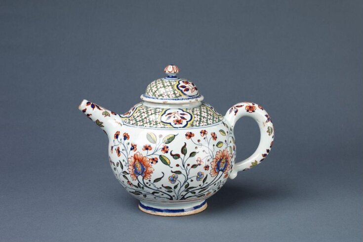 Teapot top image