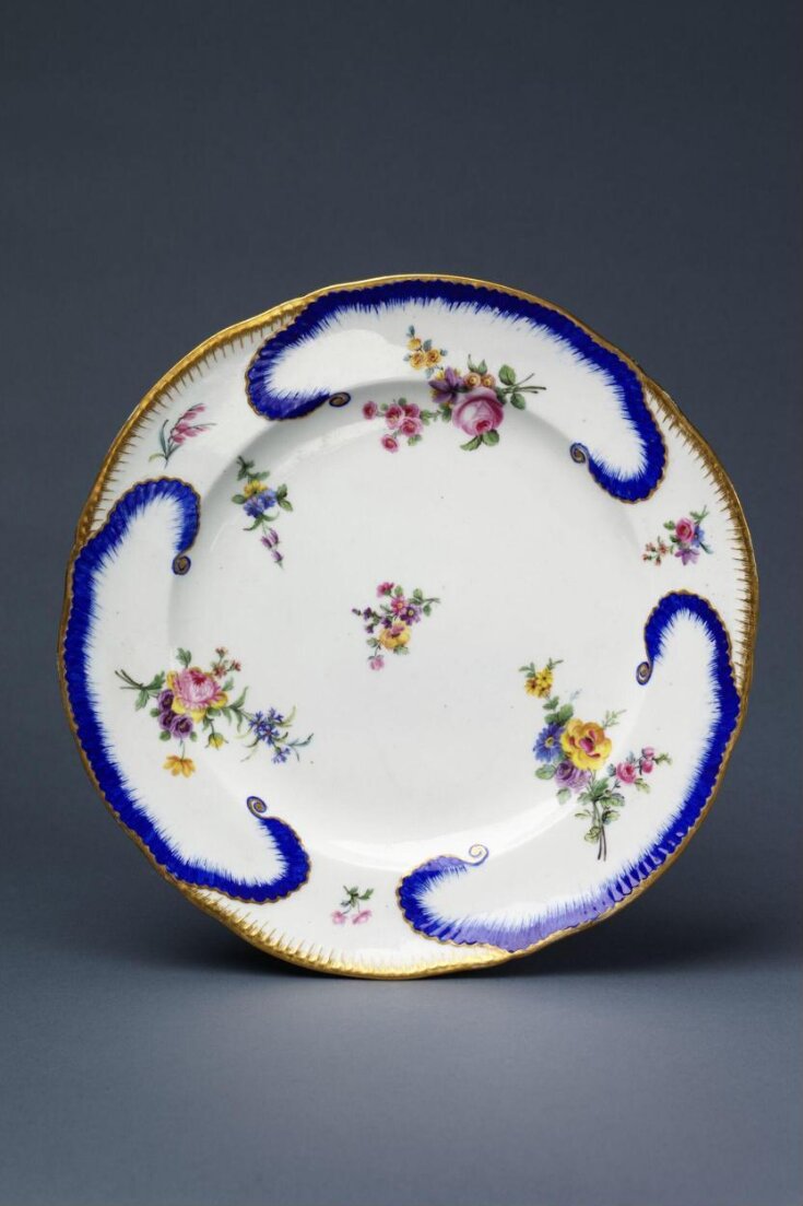 Assiette a feuille de choux | V&A Explore The Collections