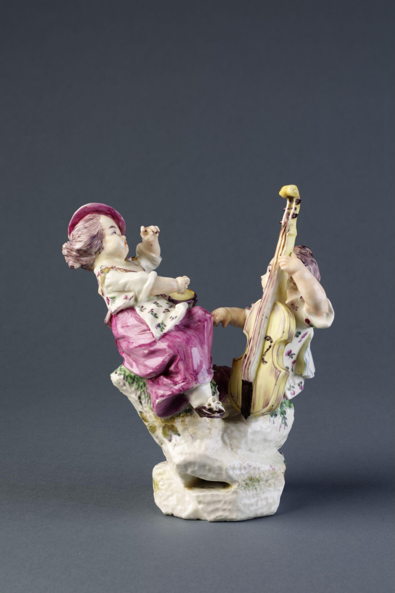 Two children playing musical instruments, Mennecy porcelain factory, ca. 1760-ca. 1765
