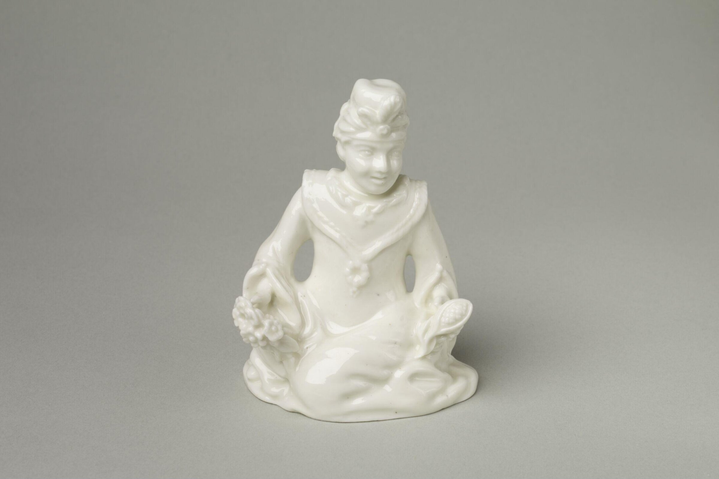 Seated figure in oriental dress, Saint-Cloud porcelain factory, ca. 1740-ca. 1760