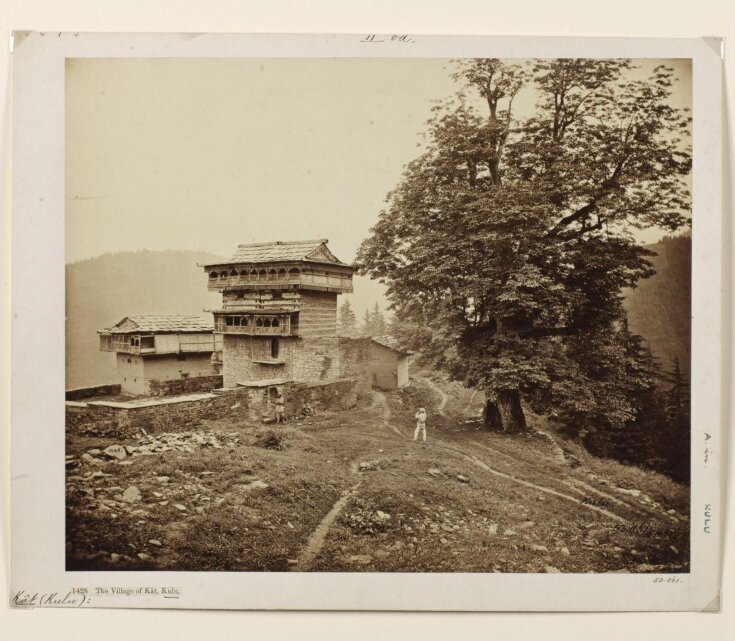 Houses in the village of Kat in the Kulu valley, Himachal Pradesh top image