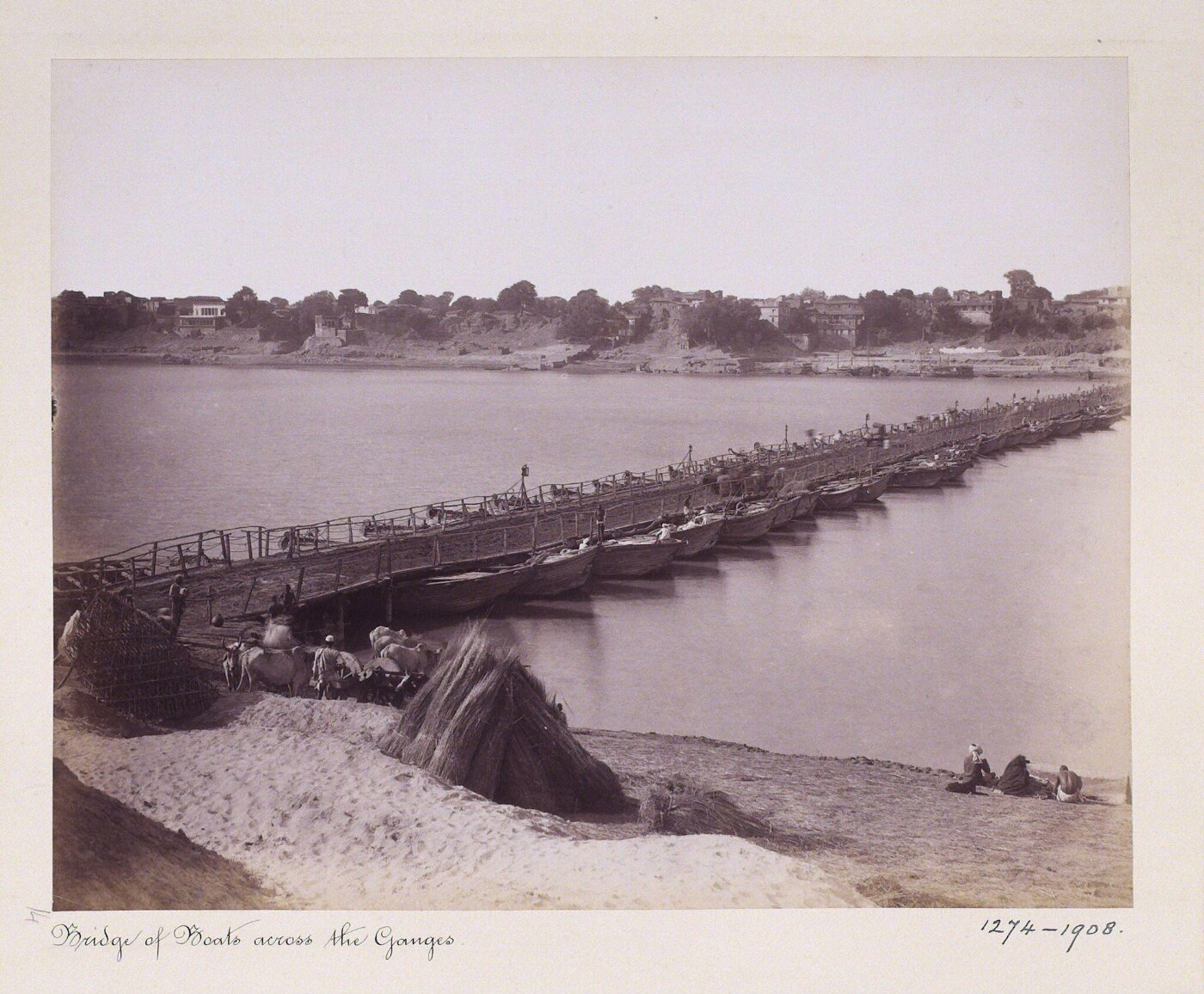 Unknown, Bridge of boats across the river Ganges at Cawnpore