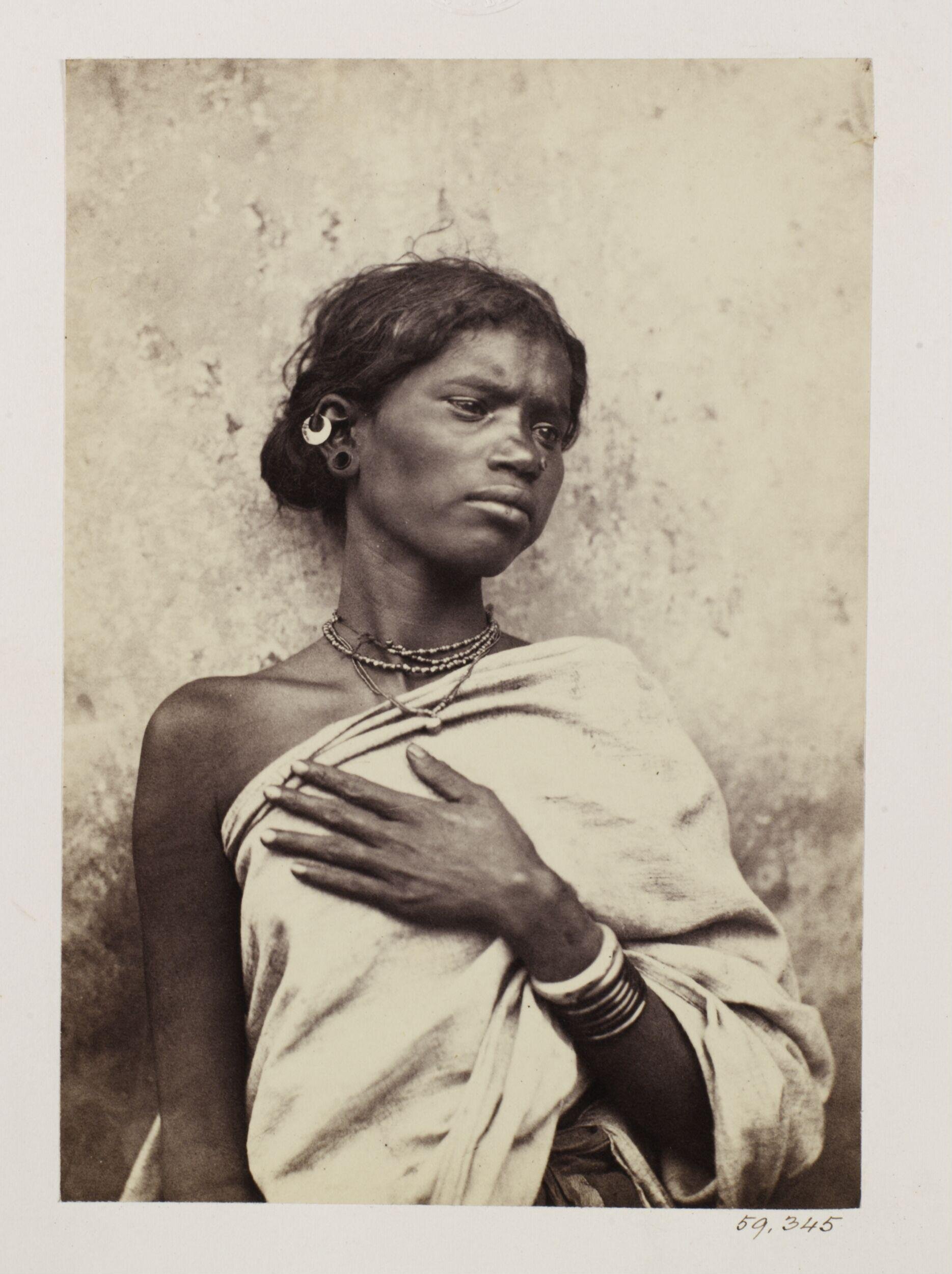 Cassevaroo Woman