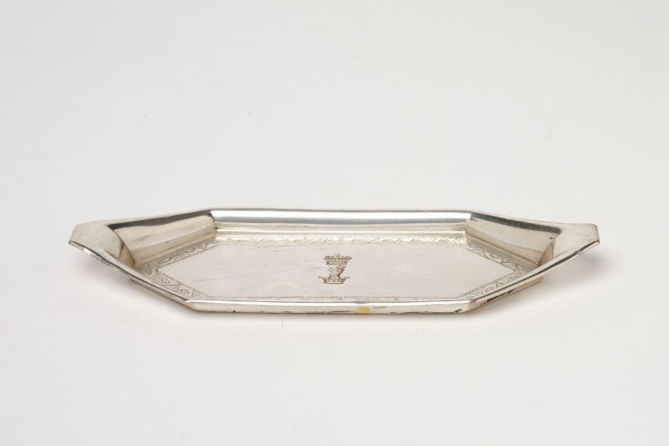 Snuffer Tray top image