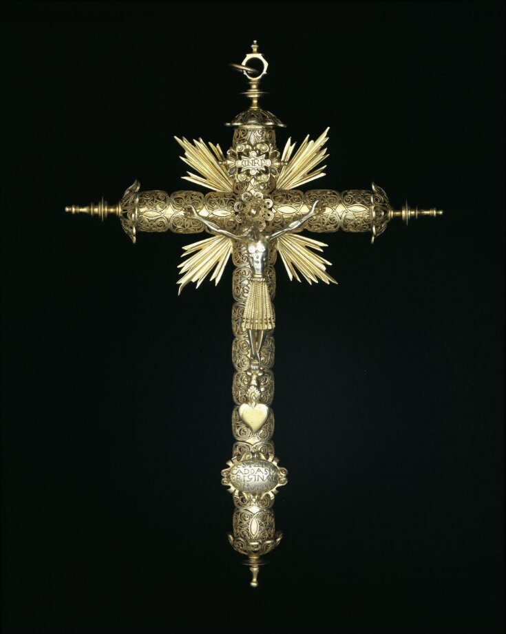 Crucifix top image