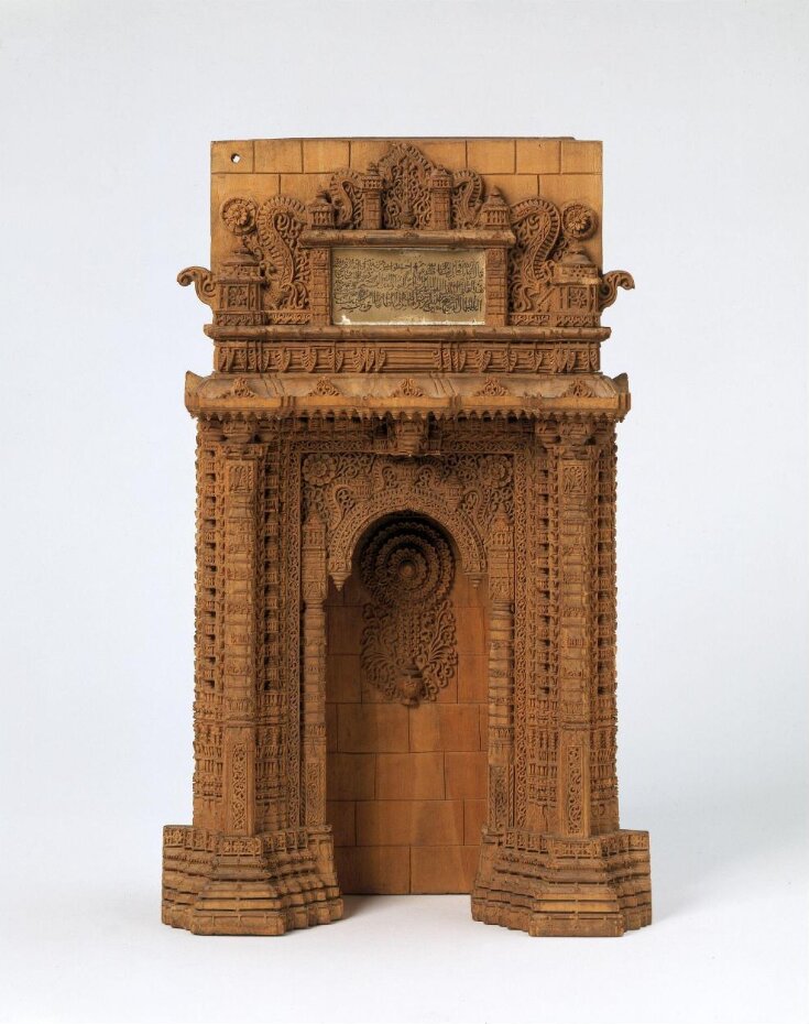 Model of the prayer niche in an Ahmadabad mosque top image