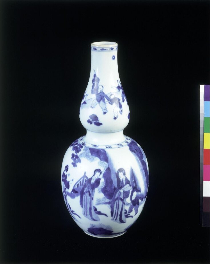 Vase top image