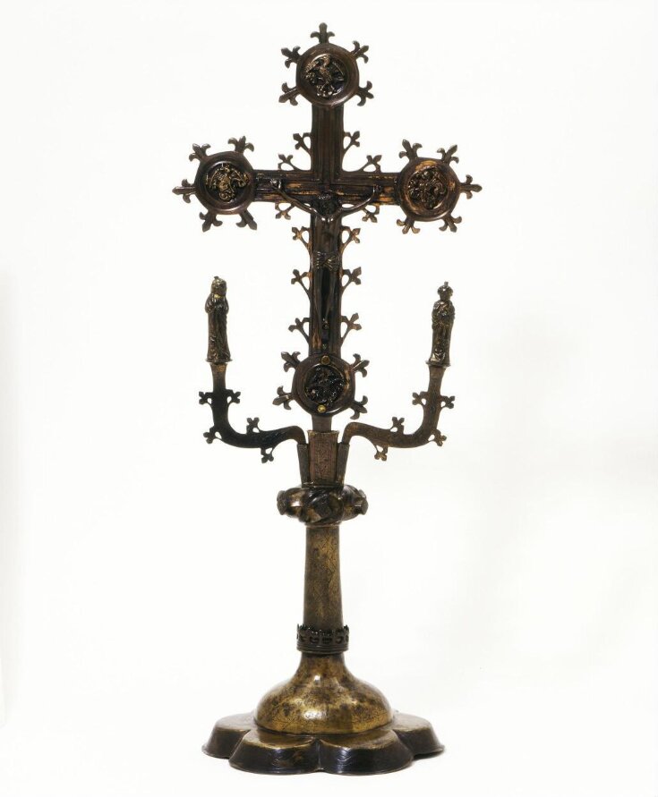 Altar Cross top image