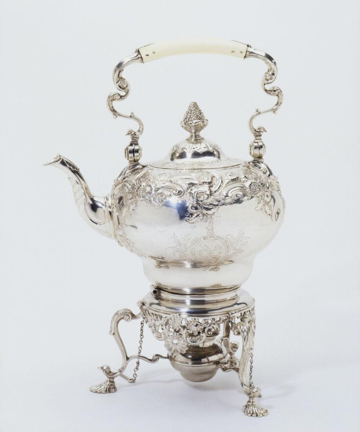 Kettle | Grundy, William | V&A Explore The Collections