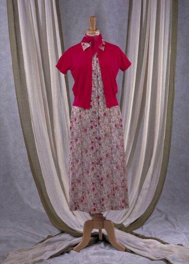 Dress — Howell, Margaret — 1996