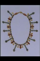 Necklace thumbnail 2