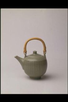 Teapot thumbnail 1