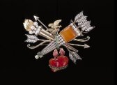 Brooch thumbnail 2