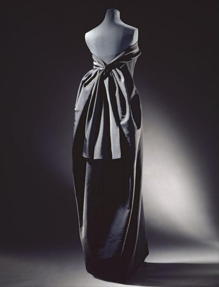 Evening Dress | Cristóbal Balenciaga | V&A Explore The Collections