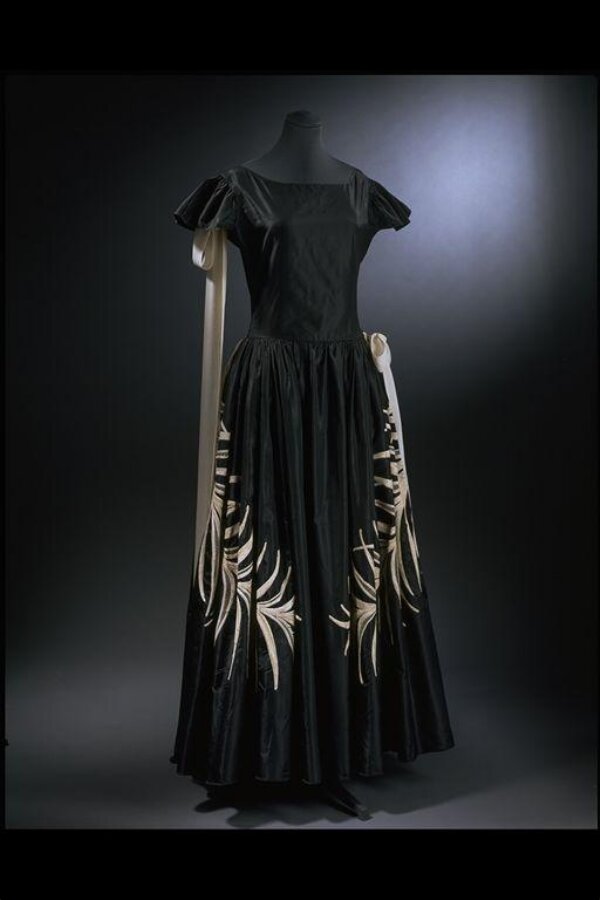 Evening Dress Jeanne Lanvin V A Explore The Collections