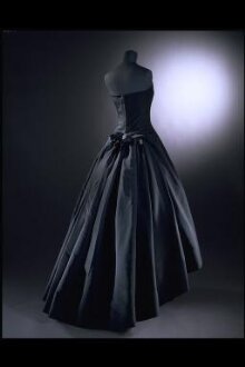 Soirée de Décembre evening dress, Christian Dior