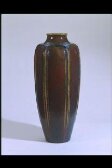 Vase thumbnail 2