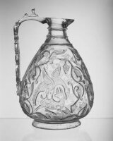 میوزیم کے کھلے ذخیرے سے «Fatimid Rock-Crystal Ewer» کی تصویر