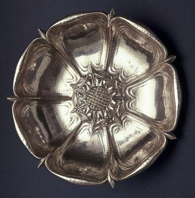 Sweetmeat dish