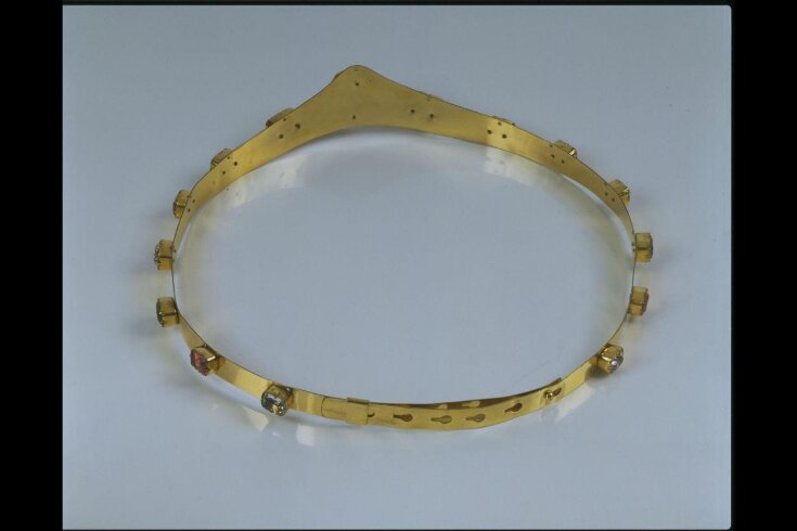 Gilt metal tiara, worn by Madame Vestris (1797-1856) top image