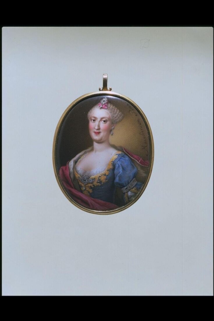 Portrait of an unknown woman in court costume top image