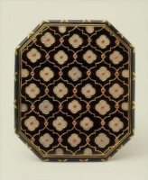 میوزیم کے کھلے ذخیرے سے «Mughal Mirror, c.1700» کی تصویر