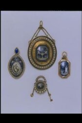 Locket thumbnail 2