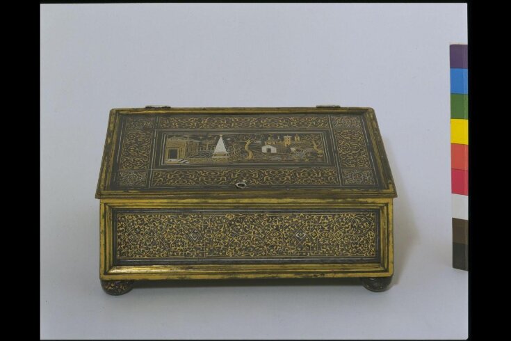 Inkstand top image