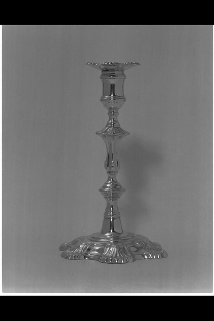 Candlestick top image