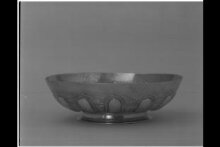 Drinking Bowl thumbnail 1