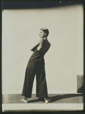 Lee Miller Wearing Yraide Sailcloth Overalls 1930 thumbnail 2