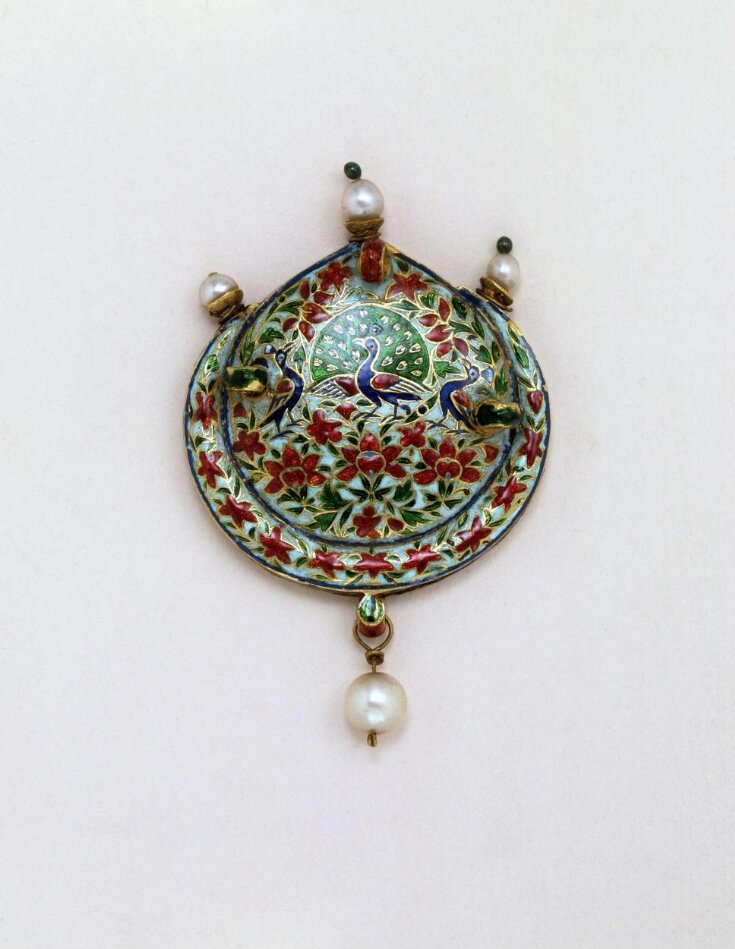 Turban Ornament top image